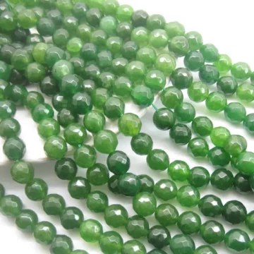 Jadeit zielony kulki fasetowane 10mm(sznurek)
