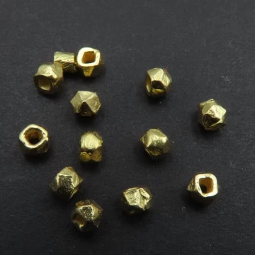 Srebro Ag złocone - przekładka kostka 2,5x3 mm