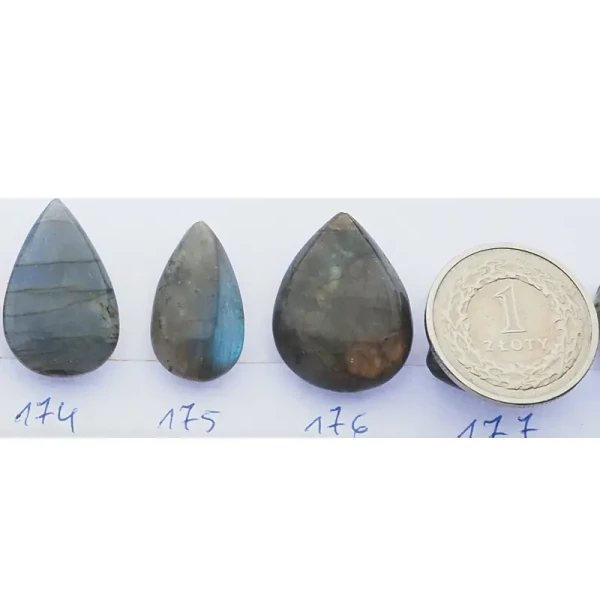 Labradoryt obustronnie wypukły 18-34x12-25 mm łza (różne kamienie do wyboru)