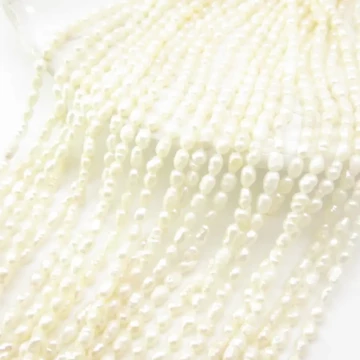 Perły Naturalne Hodowane białe 2-3 mm ryż (sznur)