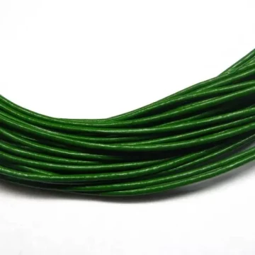 Rzemień skórzany-zielony 1,5mm/1 metr 
