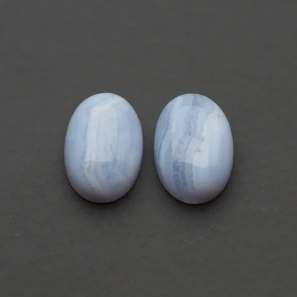 Chalcedon 14x10 mm owal (para)