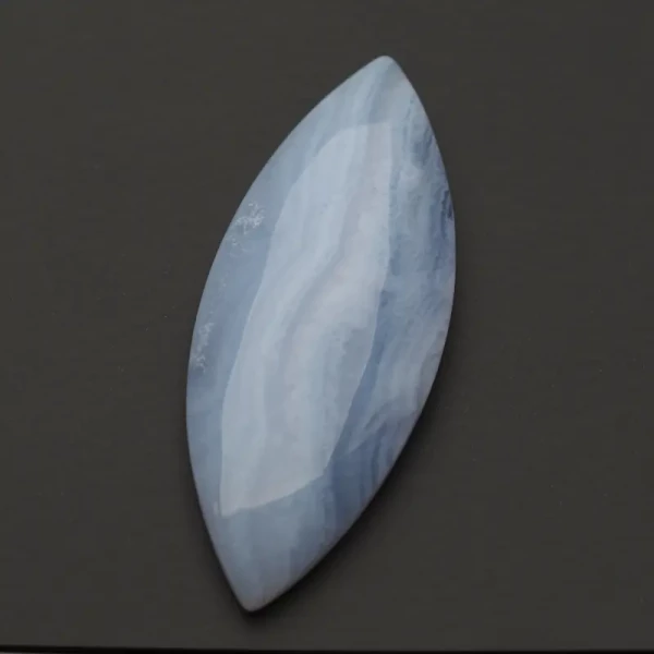 Chalcedon markiza 55x22x7 mm