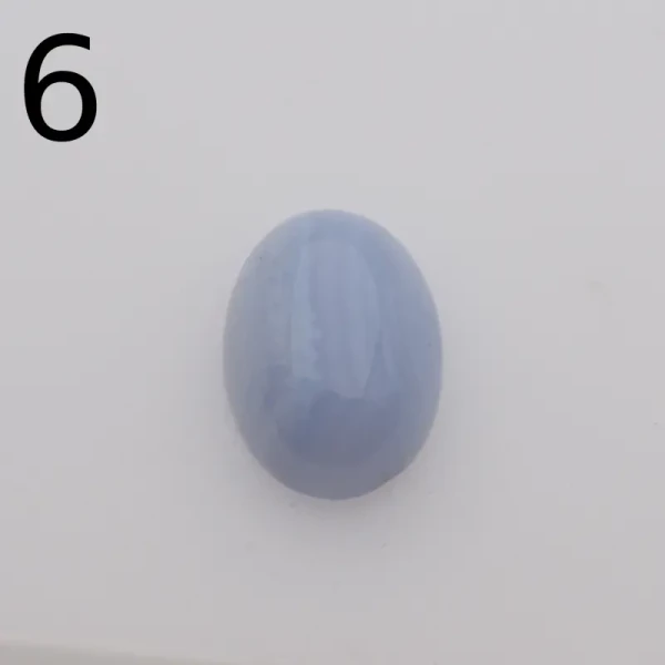 Chalcedon owal 18x13 mm (różne kamienie do wyboru)